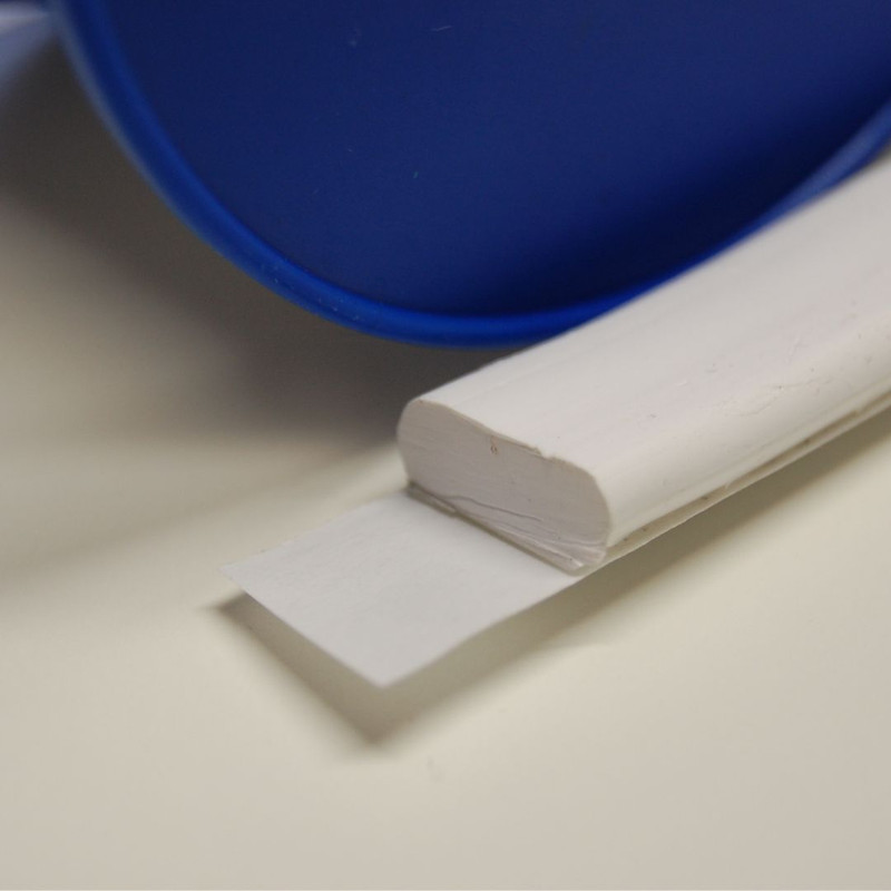 نوار تفلون چسبدار مدل نسوز 20 در 5 طول 5 متر نوار تفلون چسبدار مدل نسوز 20 در 5 طول 5 متر