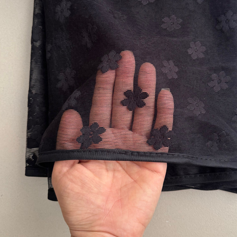 شال زنانه مدل توری گل گلی برجسته دور نوار ‌دوزی مجلسی