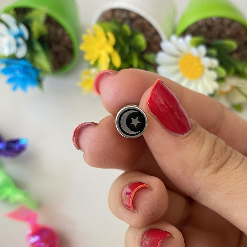 پیرسینگ گوش مدل ماه و ستاره