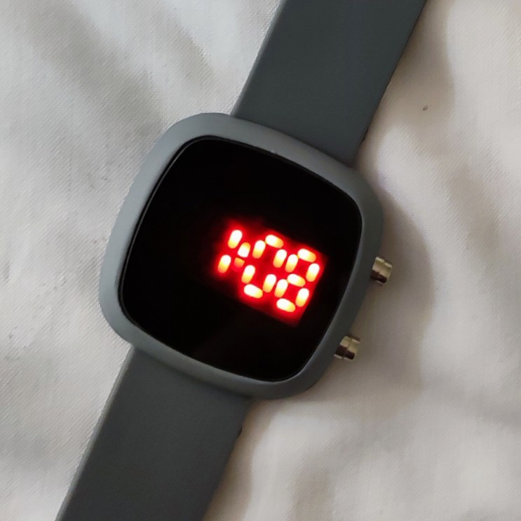 ساعت مچی دیجیتال دخترانه والار مدل W1