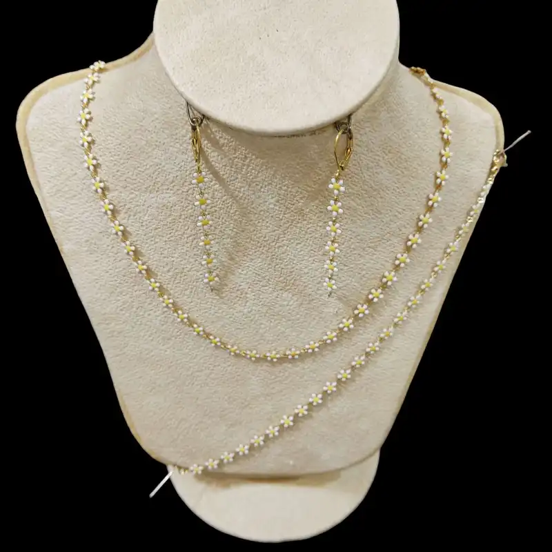 نیم ست زنانه مدل بابونه ریز کد V-BABU01