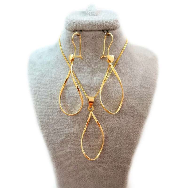 نیم ست طلا 18 عیار زنانه مدل اشکی نیم ست طلا 18 عیار زنانه مدل اشکی