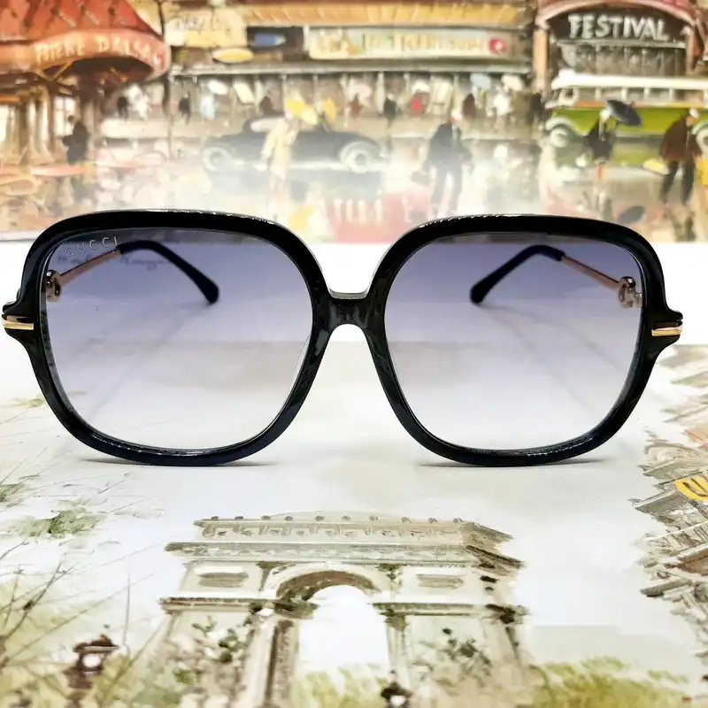 عینک آفتابی زنانه  مدل GG0884SA001dc