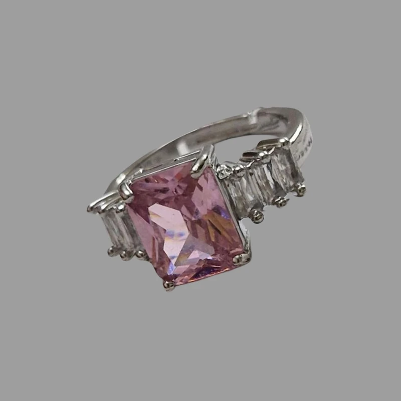 انگشتر زنانه مدل سولیتر جواهری کد Ar04