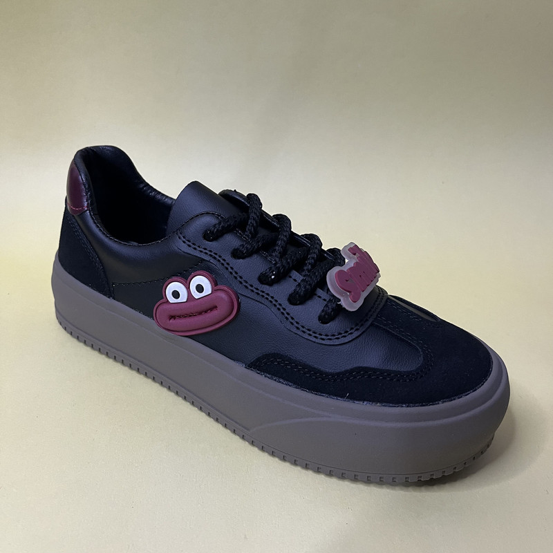 کفش روزمره زنانه مدل لبخند