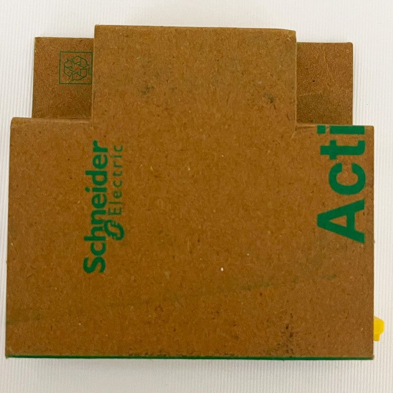 فیوز مینیاتوری تک پل 20 آمپر اشنایدر مدل xC60 Acti9 کد A9N1P20B