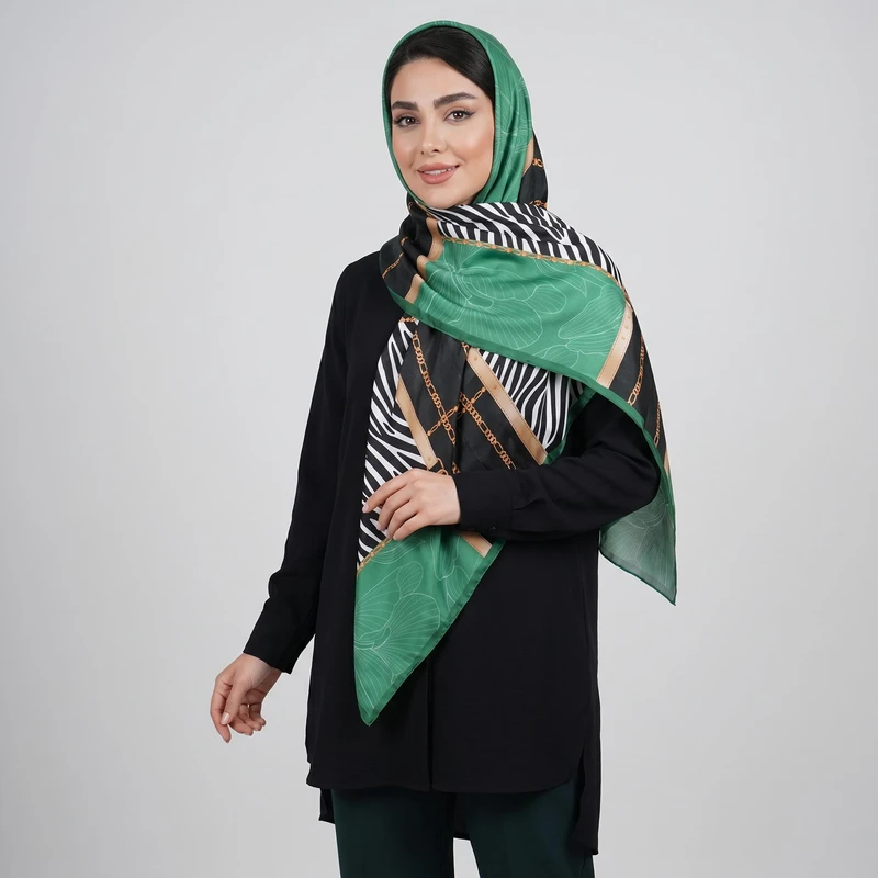روسری زنانه مدل ابریشم قواره 140 زبرا زنجیری کد sar-2820