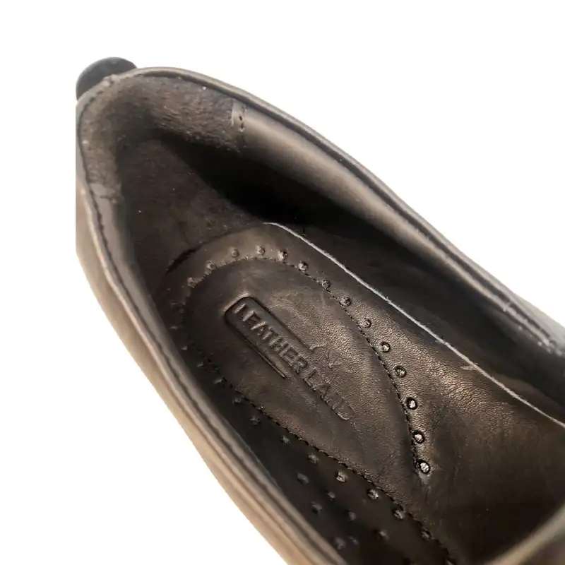 کفش طبی زنانه سرزمین چرم کد 1580 رنگ مشکی