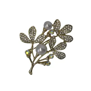 گل سینه زنانه مدل BM56