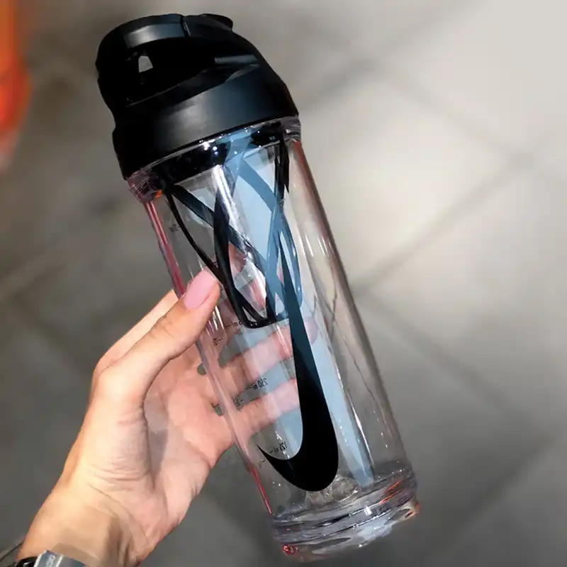 شیکر مانیا کد 103410 گنجایش 0.650 لیتر