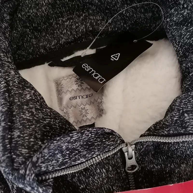 عکس شماره 3 : پالتو زنانه اسمارا مدل داخل کرک کد 16296210