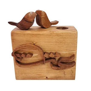 گلدان دکوری مدل چوبی طرح عشق