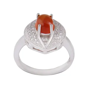 انگشتر نقره زنانه بازرگانی میلادی مدل عقیق یمنی کاب جواهری آبکاری رادیوم کد AWR_1268