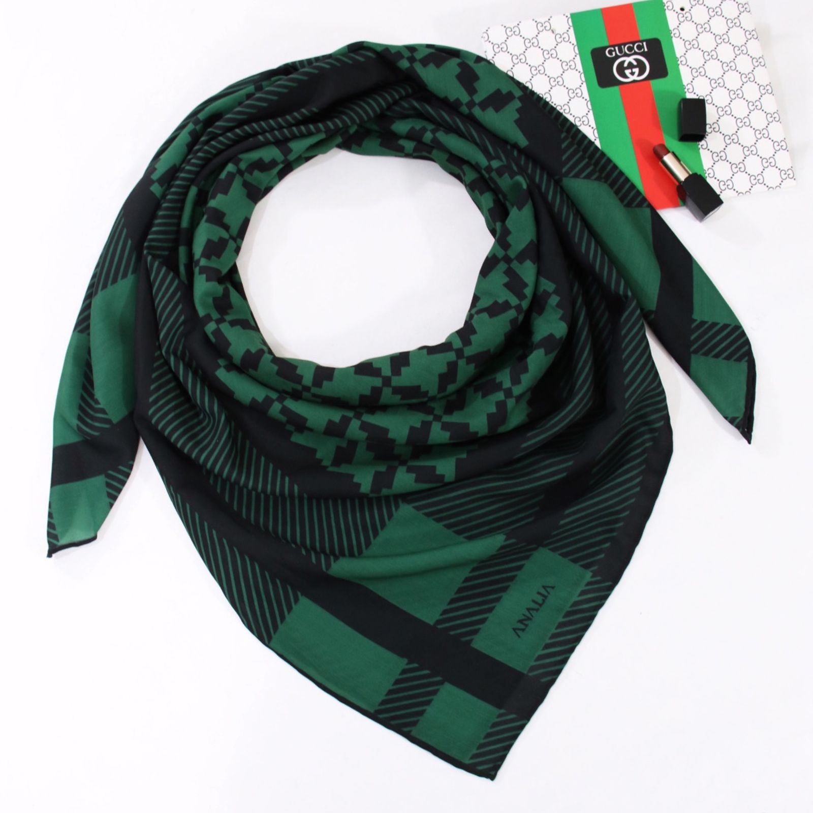 روسری زنانه مدل نخی پاییزه طرح چهارخونه کد a-2720 -  - 2