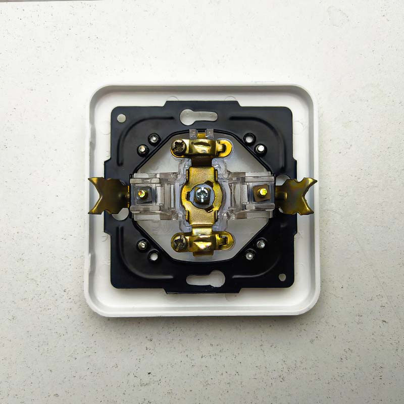 پریز آنتن ایران الکتریک طرح ارس بسته دو عددی