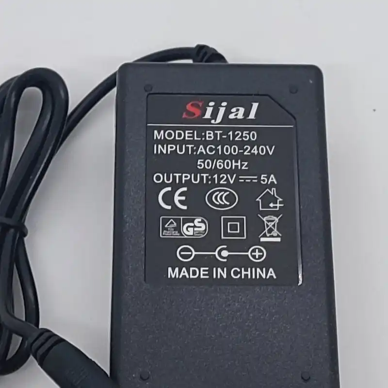 آداپتور 12 ولت 5 آمپر کد 1205