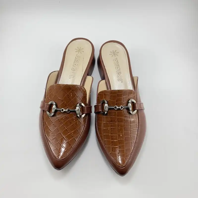 صندل زنانه مدل چرمی