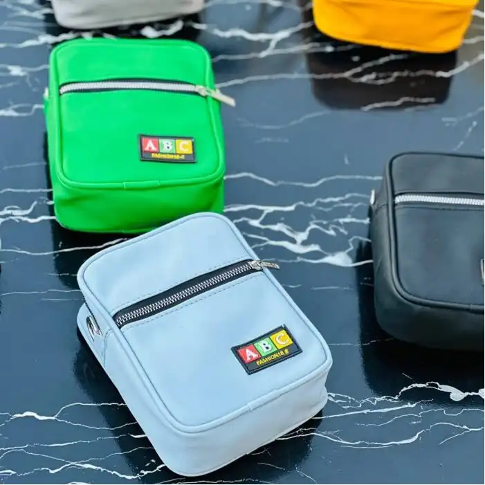 کیف پاسپورتی زنانه مدل 2175