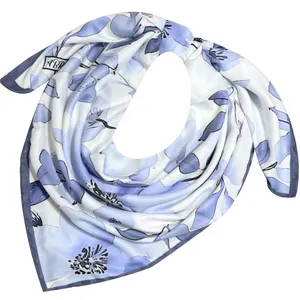 روسری زنانه مدل ابریشم مزونی شیک دست دوز طرح گل آبی مناسب روز مادر کد ab425