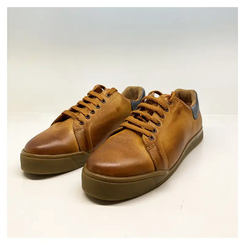 کفش روزمره زنانه سرزمین چرم کد 1601 رنگ عسلی