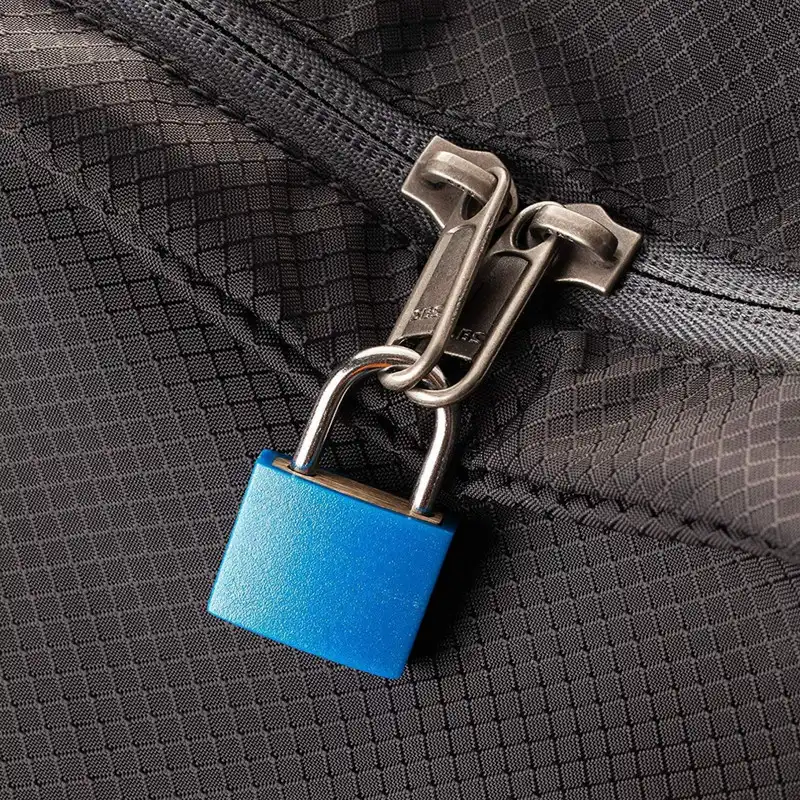 ساک سفری چرخ دار مدل فایبر 4