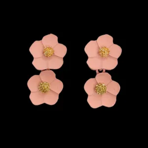 گوشواره زنانه مدل گل مجلسی