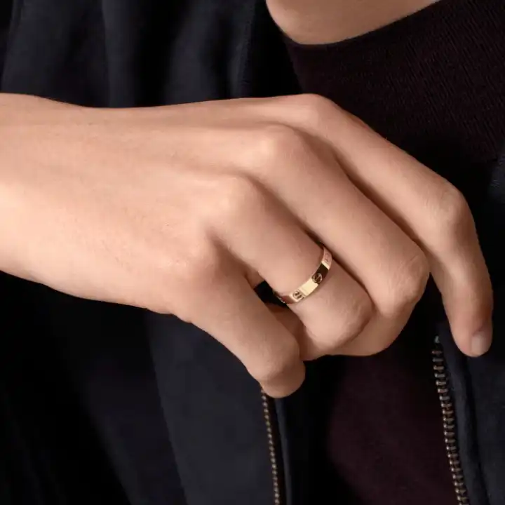 انگشتر زنانه مدل لاو کد R3588