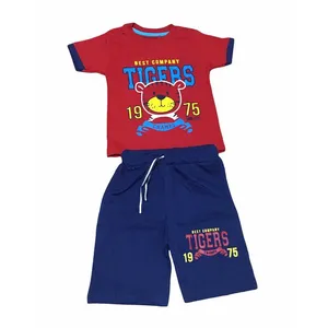 ست تی شرت و شلوارک پسرانه مدل 1975 رنگ قرمز