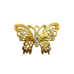 گل سینه زنانه مدل پروانه