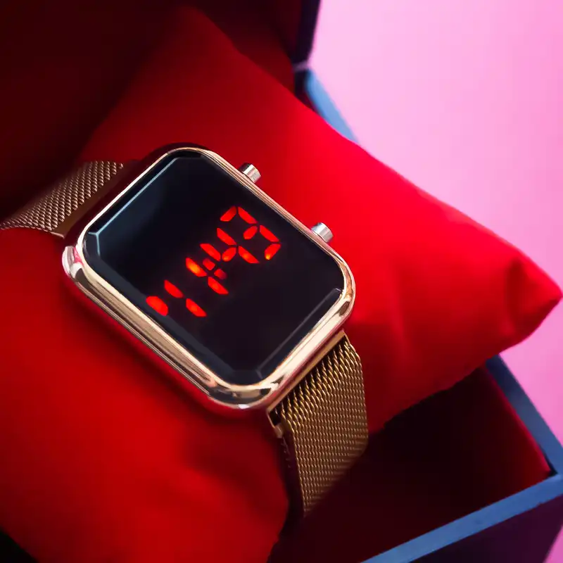 ساعت مچی دیجیتال مدل FGT 703