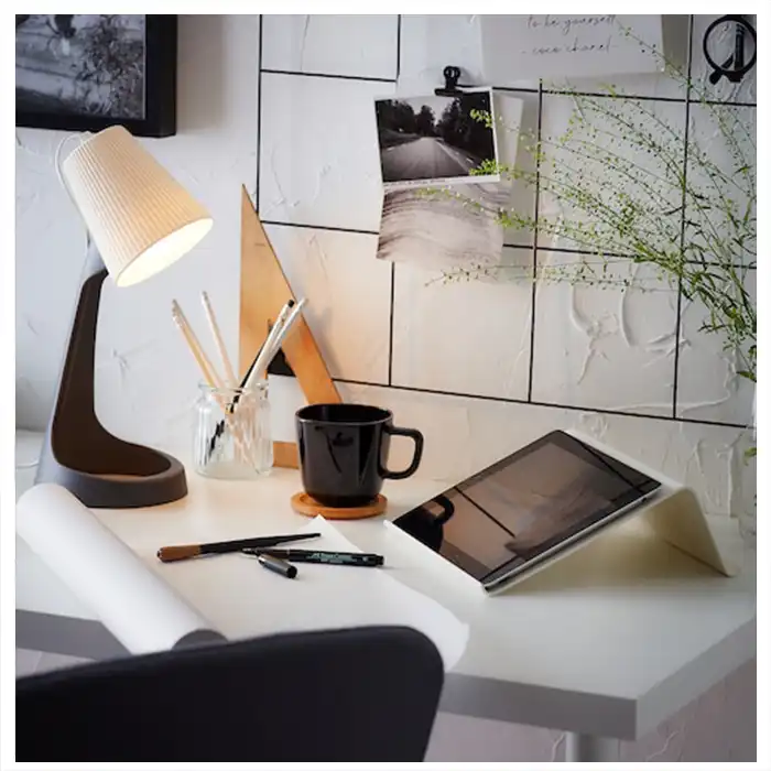 چراغ مطالعه ایکیا مدل 584