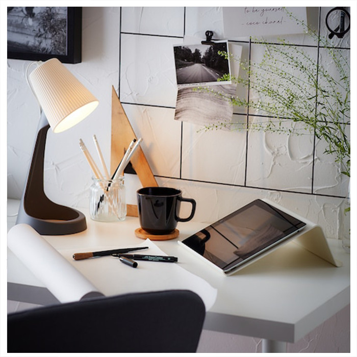 چراغ مطالعه ایکیا مدل 584