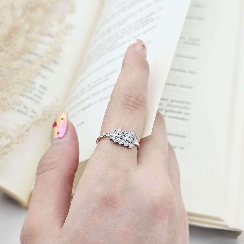 انگشتر نقره زنانه مدل برگ زیتون BARF 26