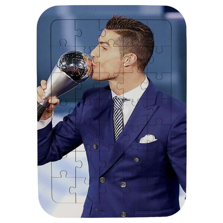 پازل 35 تکه مدل رونالدو کد 374