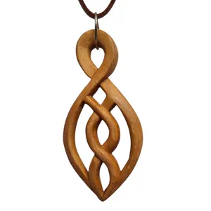 گردنبند دست ساز زنانه مدل چوبی گیسا