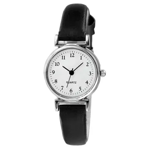 ساعت مچی عقربه ای زنانه مدل کلاسیک بند چرم کد 01