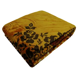 پتو مسافرتی نرمینه بافت مدل Sarvin کد N-14633 سایز 210×150 سانتی متر 