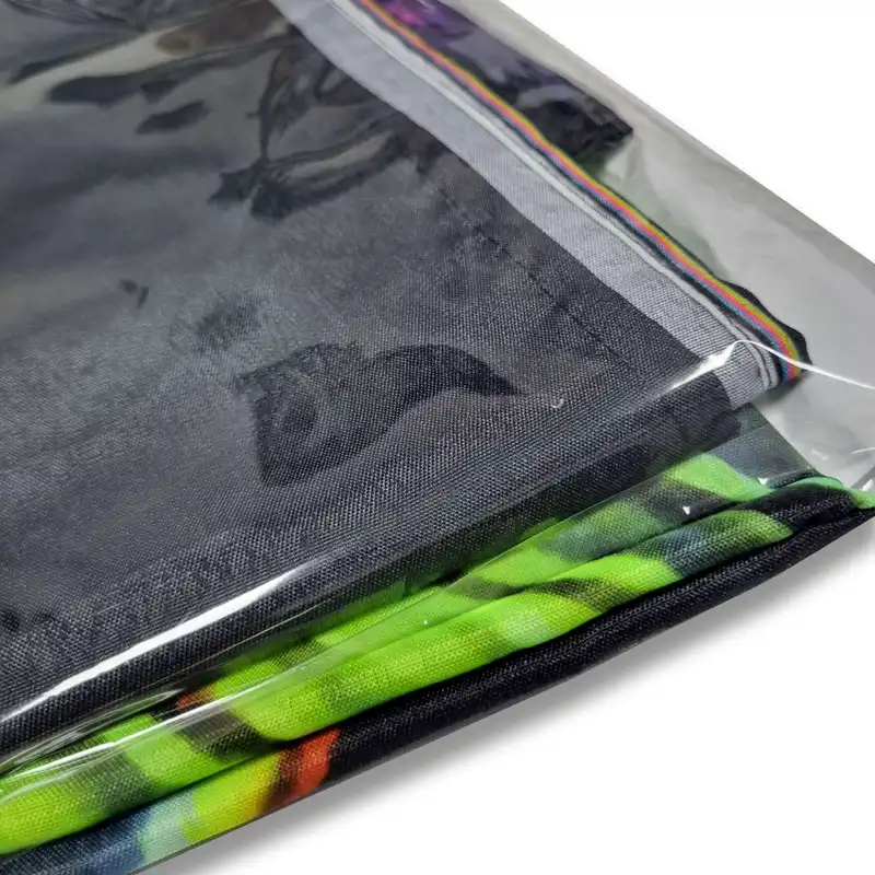 پوستر پارچه ای مدل بک دراپ بلک لایت  259