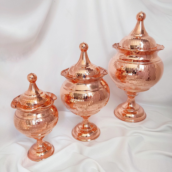 ست هدیه ظروف پذیرایی مسی مدل لب چین کد ZH282.3 بسته 3 عددی