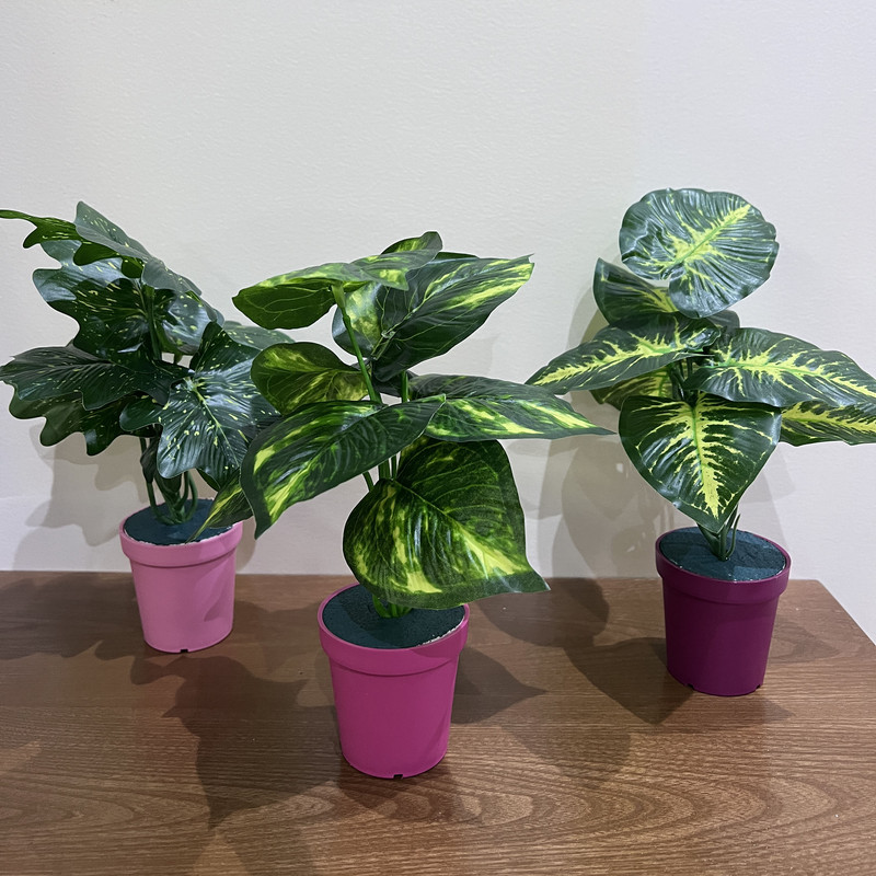 گلدان به همراه گل مصنوعی مدل rainblow 140608 مجموعه 3 عددی