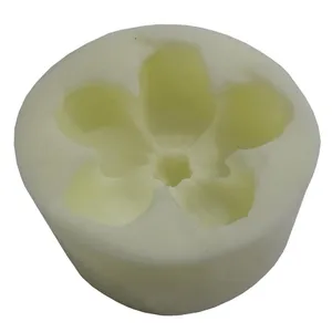 قالب شمع مدل گل