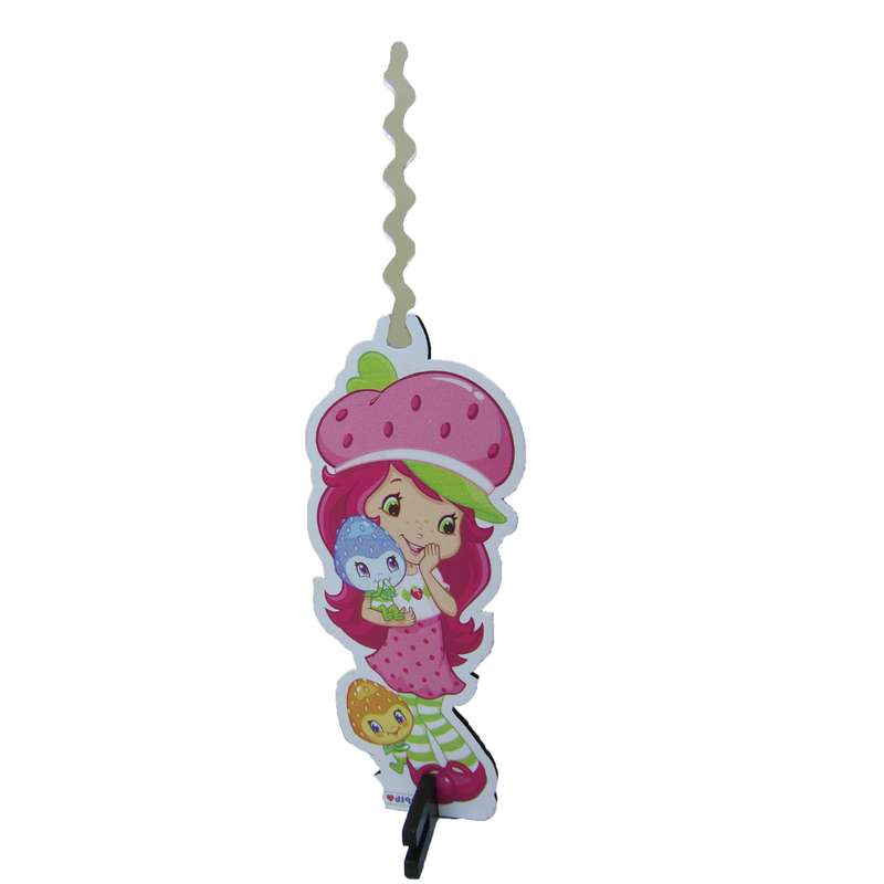 شمع تولد مدل دختر توت فرنگی