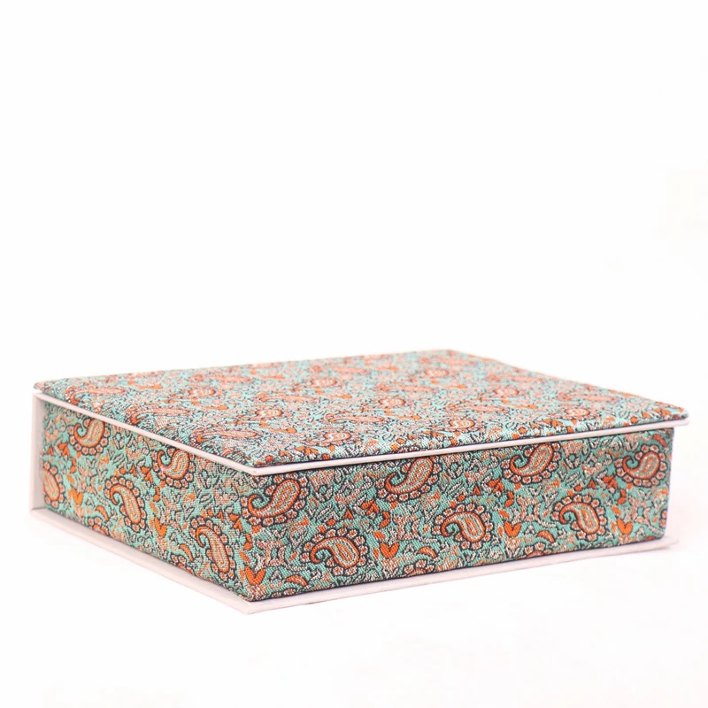 جعبه هدیه مدل ترمه