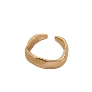 انگشتر زنانه ژوپینگ مدل دفورمه ترند 