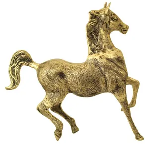 مجسمه مدل اسب پشمالو