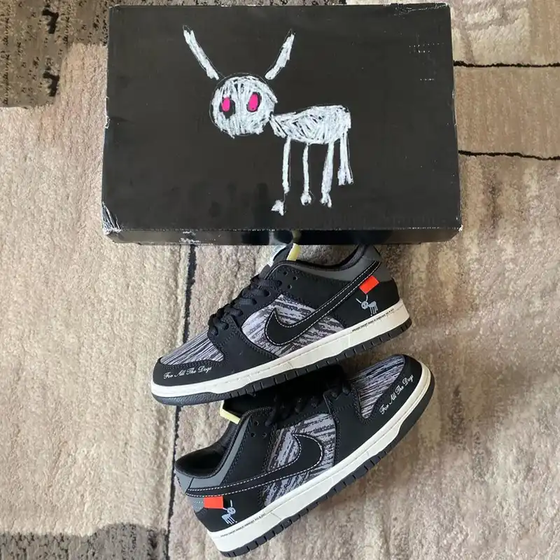 کفش پیاده روی مدل Sb Dunk Low for all the dogs