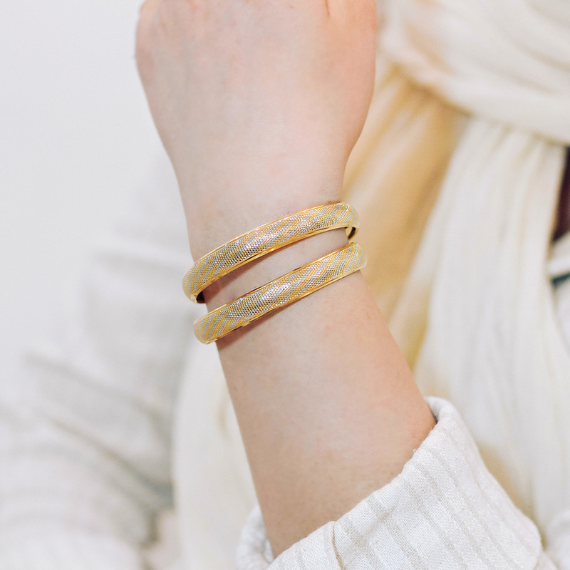 النگو طلا 18 عیار زنانه مدل آوا الماسه سایز 1 النگو طلا 18 عیار زنانه مدل آوا الماسه سایز 1