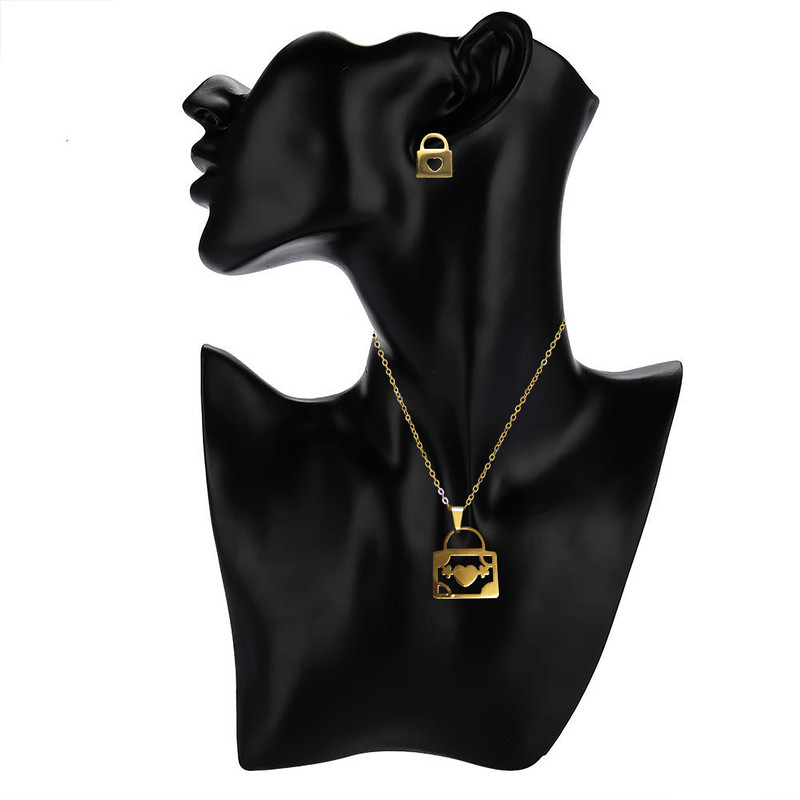 نیم ست زنانه طرح قلب و قفل کد RKH_1615