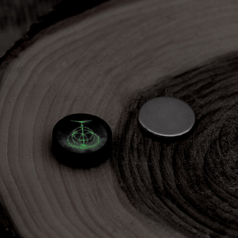 پیرسینگ گوش ناکسیگو مدل شب تاب طرح Elden Ring کد PM7000