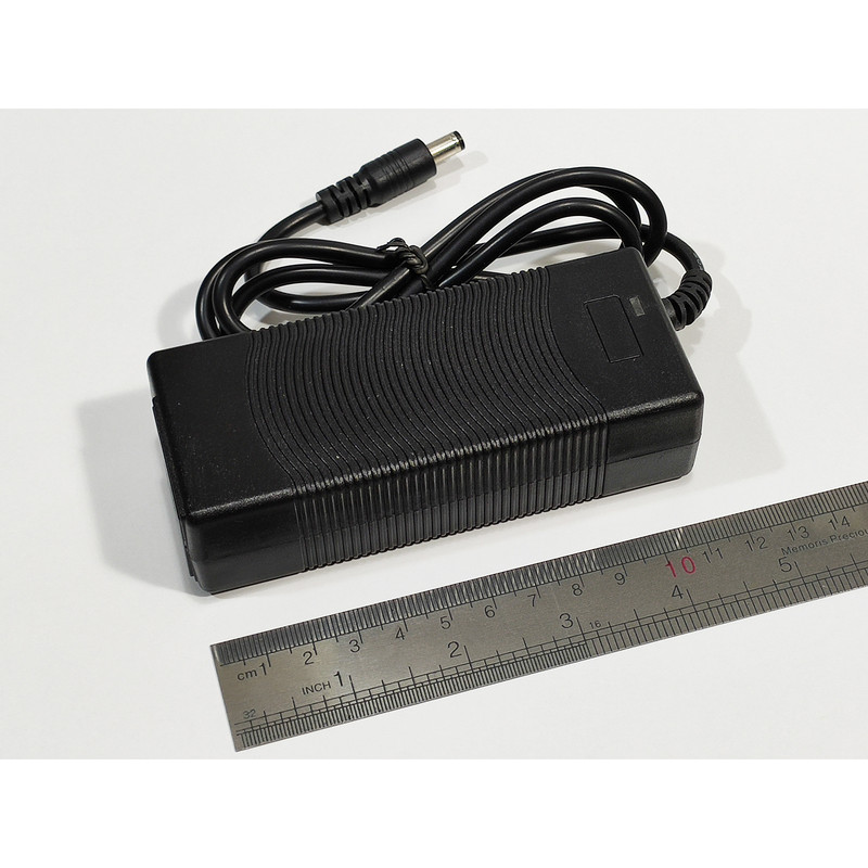 شارژر باتری لیتیومی اچ ای مدل 3cell 1.8a